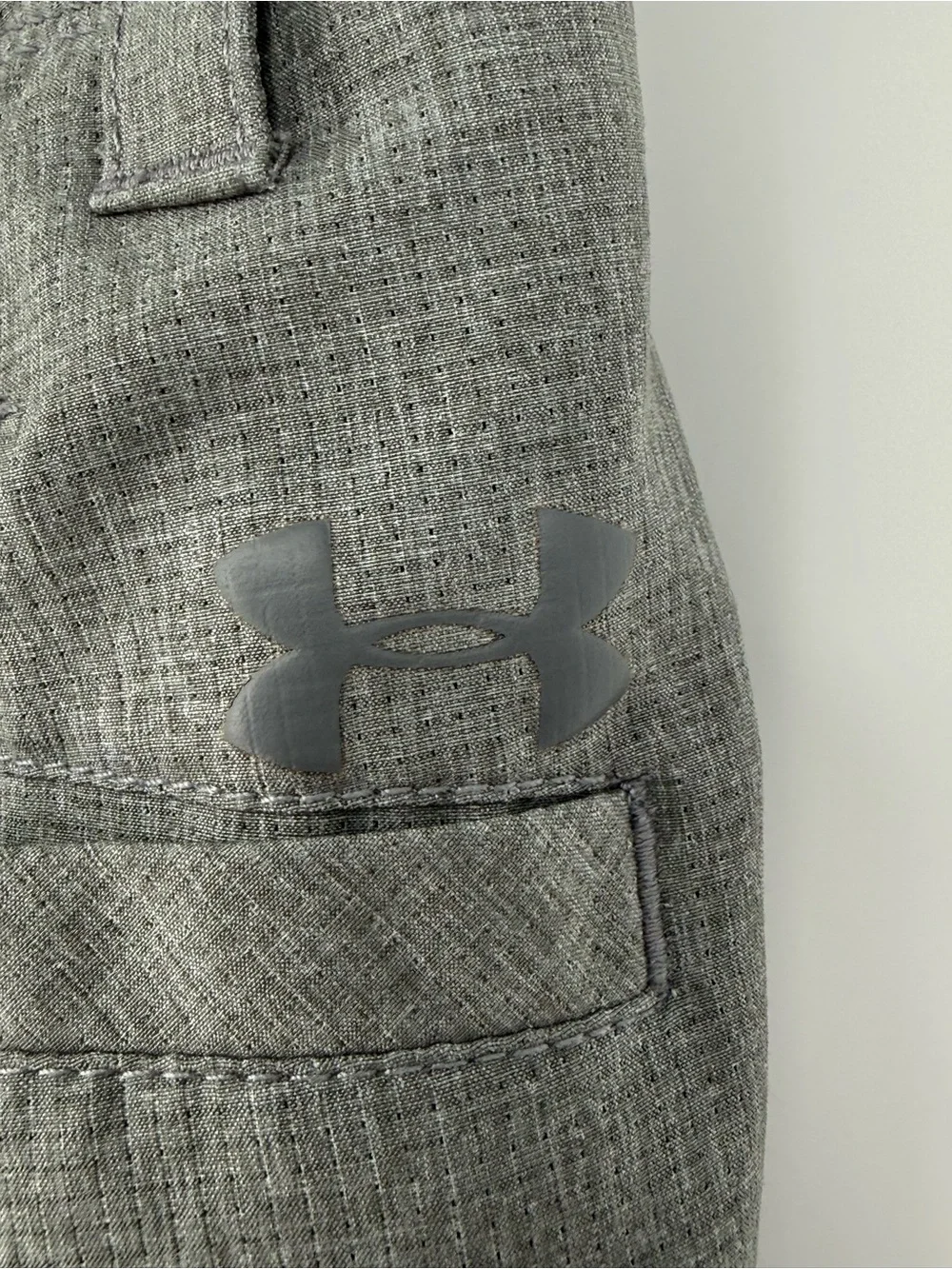 Under Armour Men's Dress Pants in Charcoal Gray